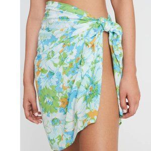 🌼Faithfull the Brand Mini Floral Print Beach Wrap XL Aqua